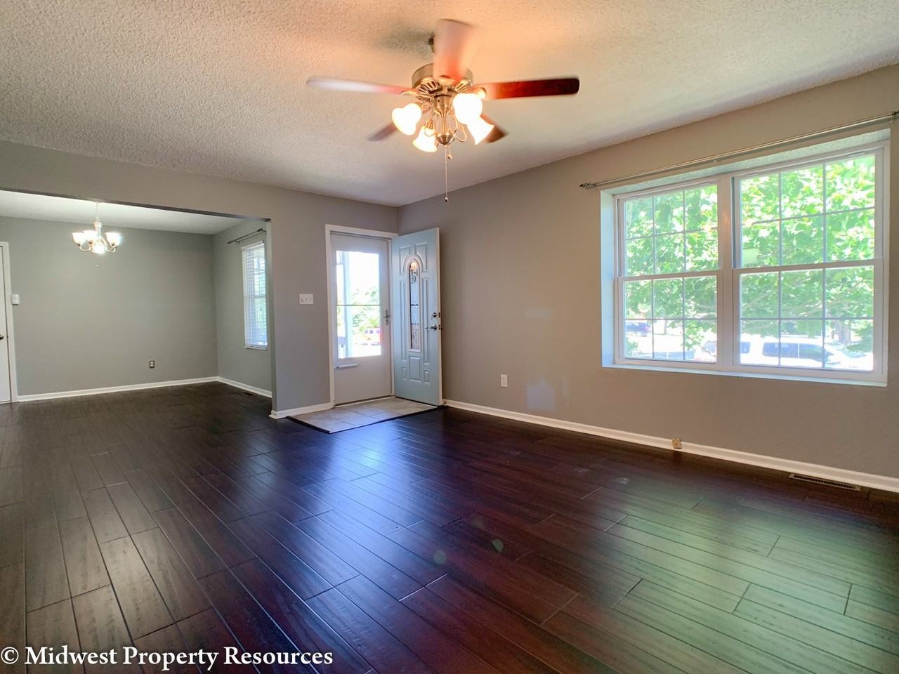709 Se 10th Ter - Photo 6 of 23