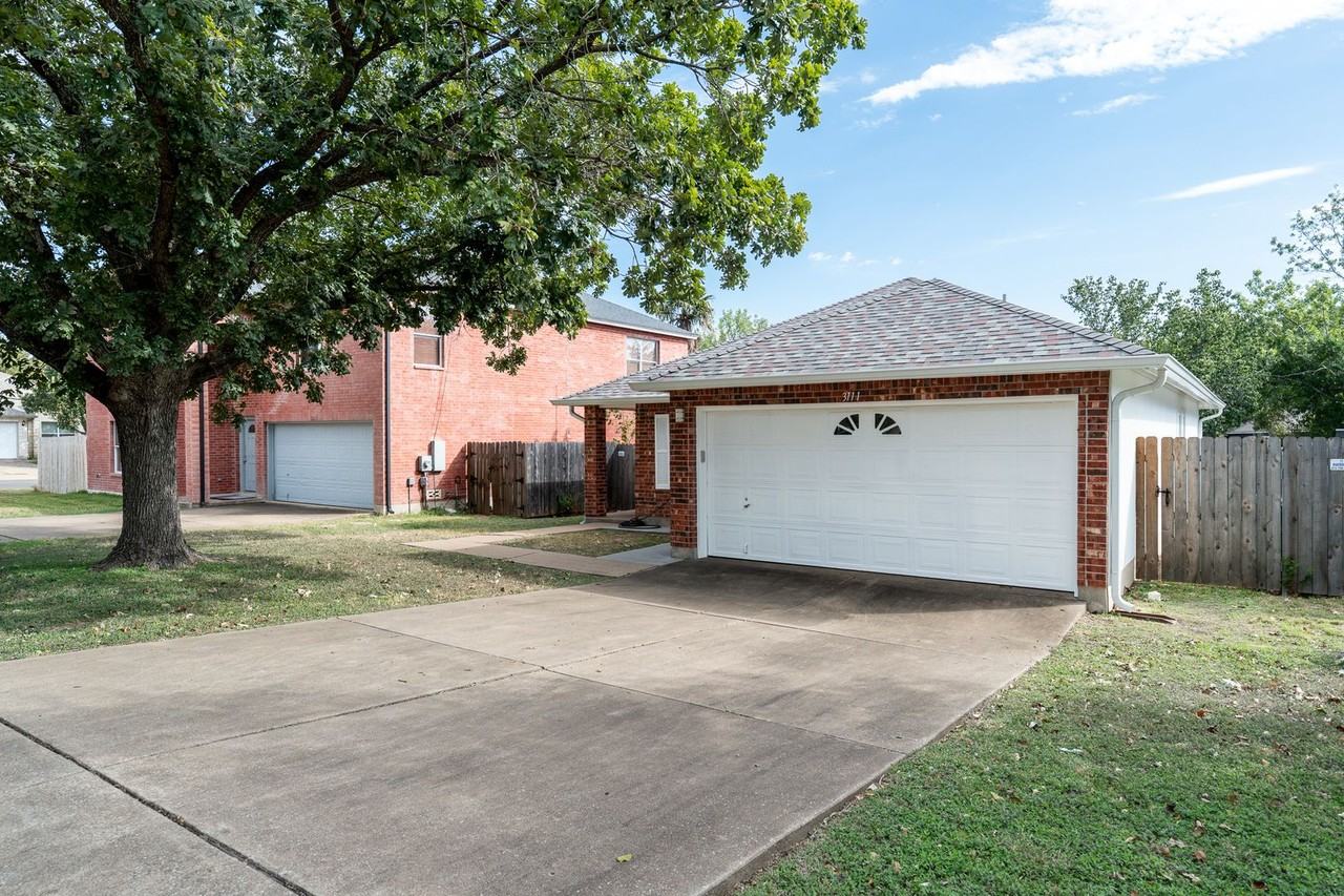 3111 Hailey Ln - Photo 2 of 16