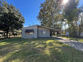 featured image of 7048 Poinsettia Dr