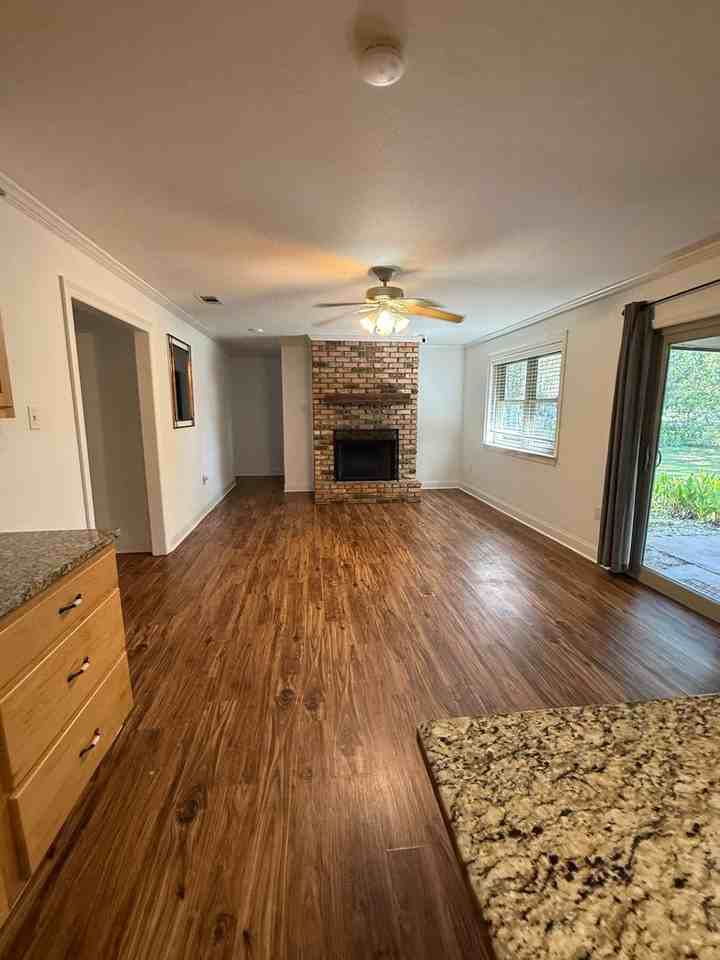9320 Ventura Dr - Photo 7 of 32