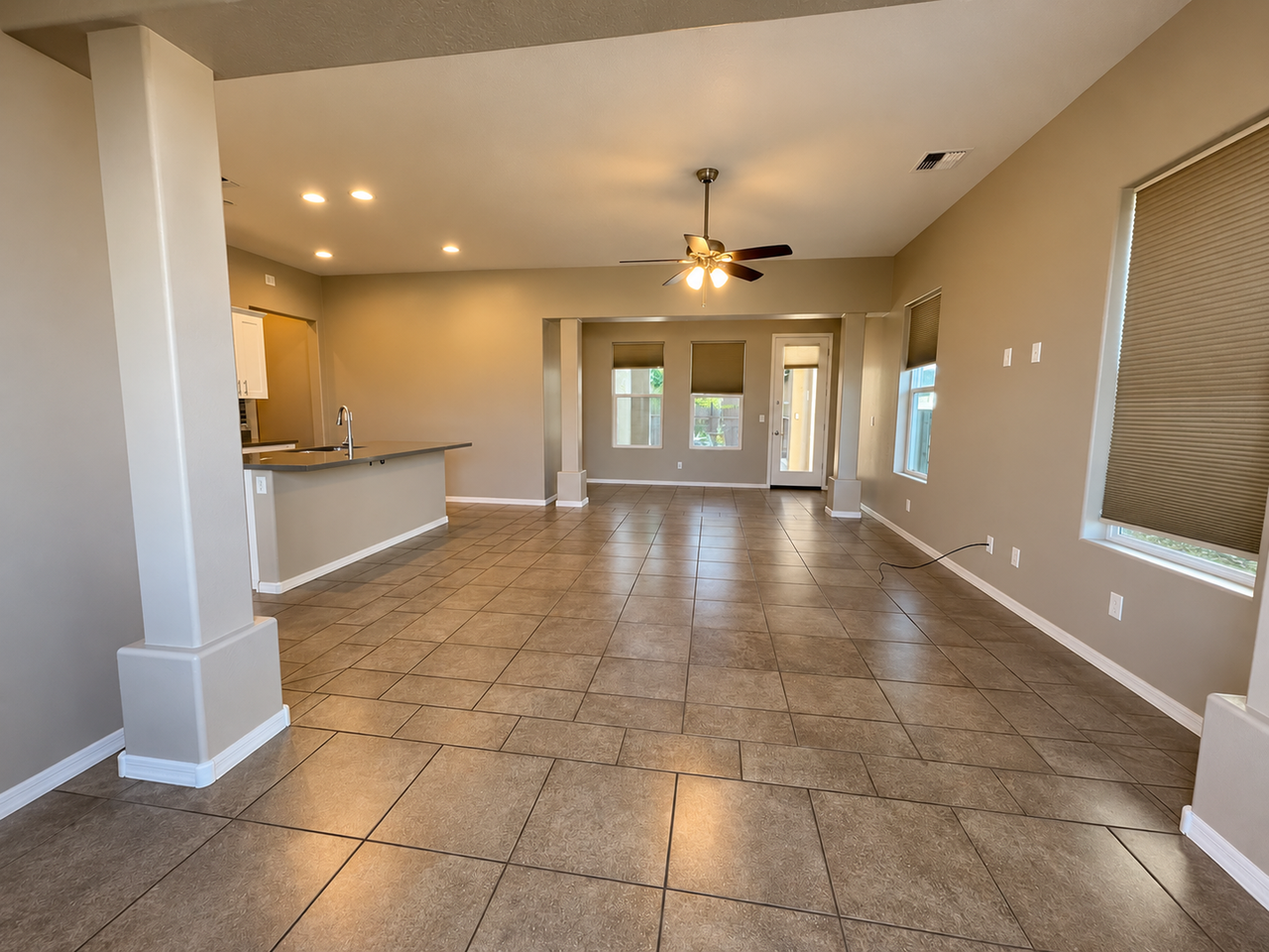 501 Miners Gulch Dr - Photo 3 of 36