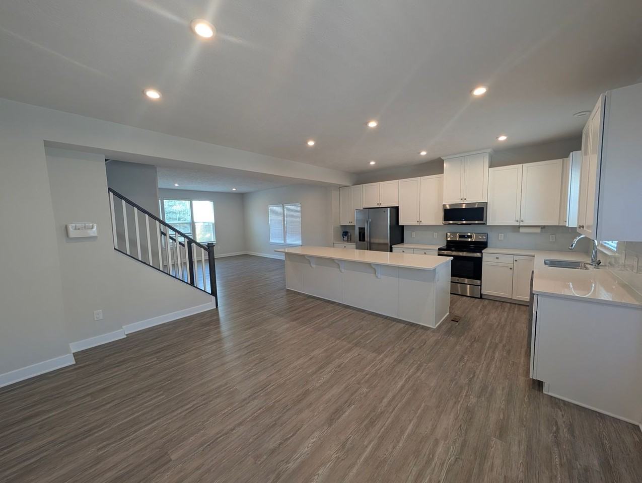 1470 Caymus Ct - Photo 3 of 17