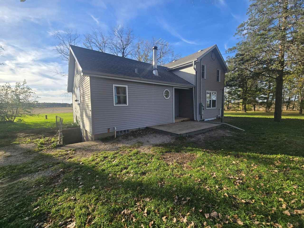 29205 7th St - Photo 2 of 11