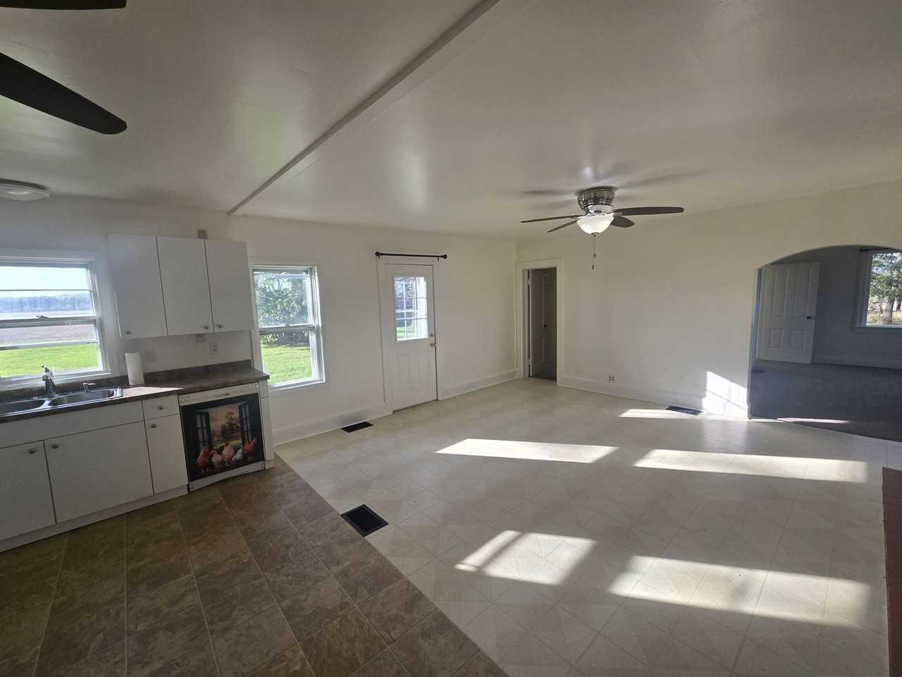 29205 7th St - Photo 5 of 11