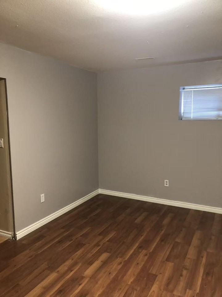 46448 Sylvan Dr - Photo 2 of 10