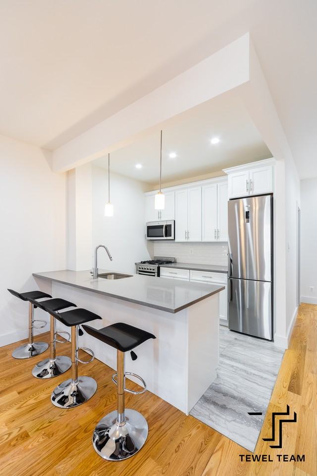 2285 Adam Clayton Powell Junior Boulevard #4N - Photo 3 of 17