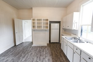 featured image of 1504 Gilmore Street B - 1 #1