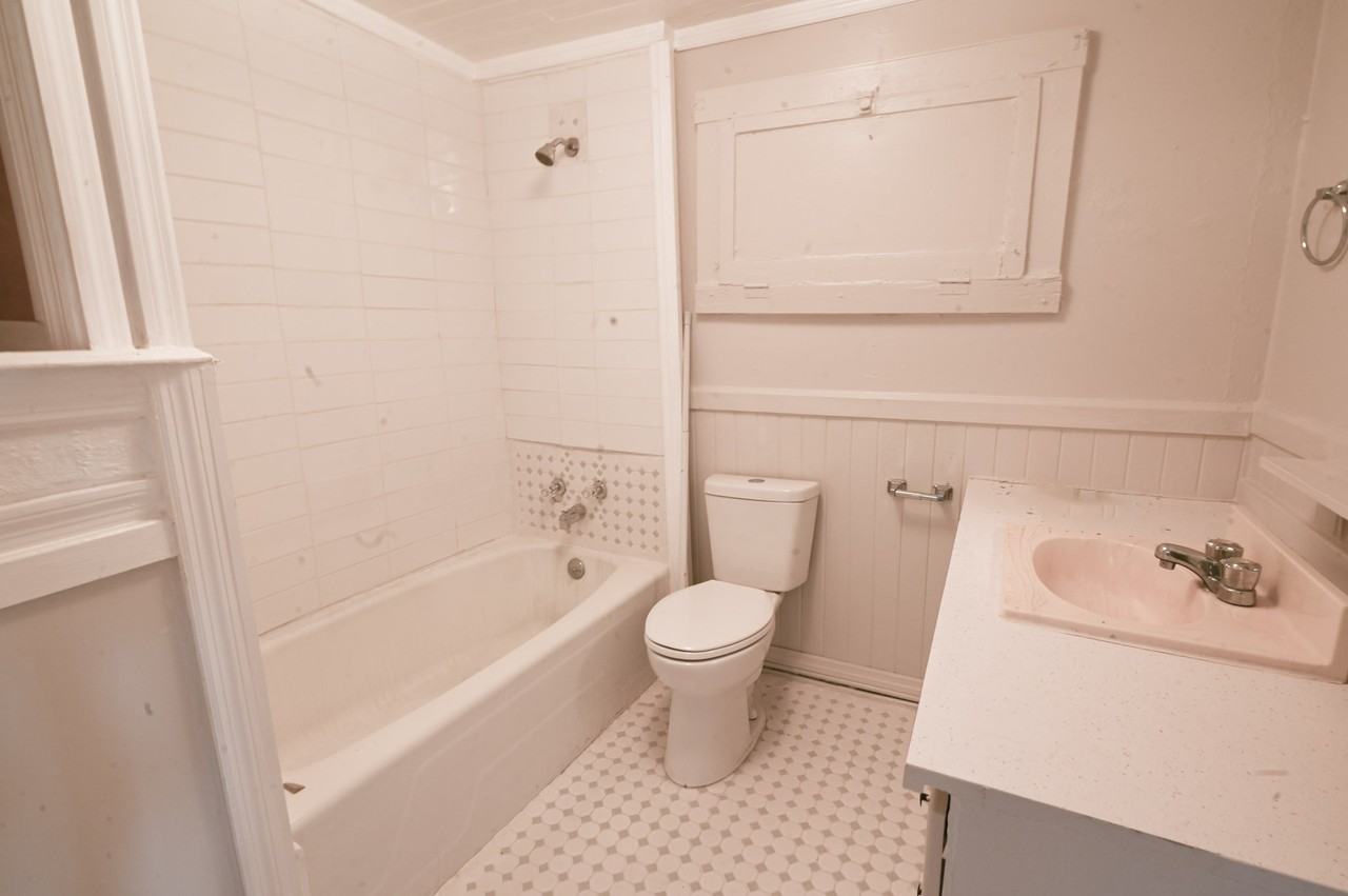 1504 Gilmore Street B - 1 #1 - Photo 7 of 11