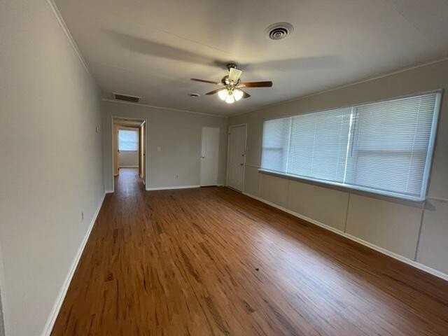 3503 Westmont Dr - Photo 3 of 11