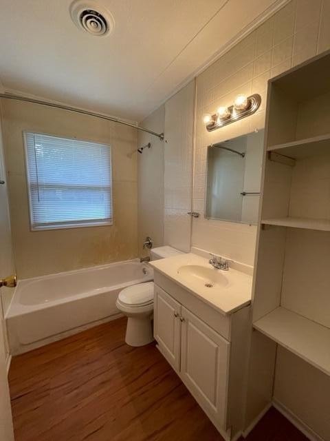 3503 Westmont Dr - Photo 7 of 11