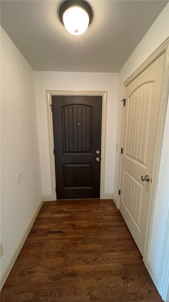 2401 S 11th Pl - Photo 2 of 15