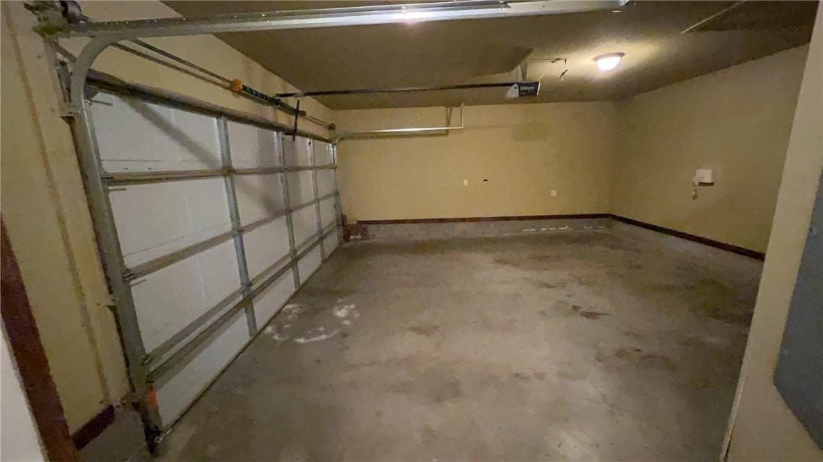 2401 S 11th Pl - Photo 5 of 15