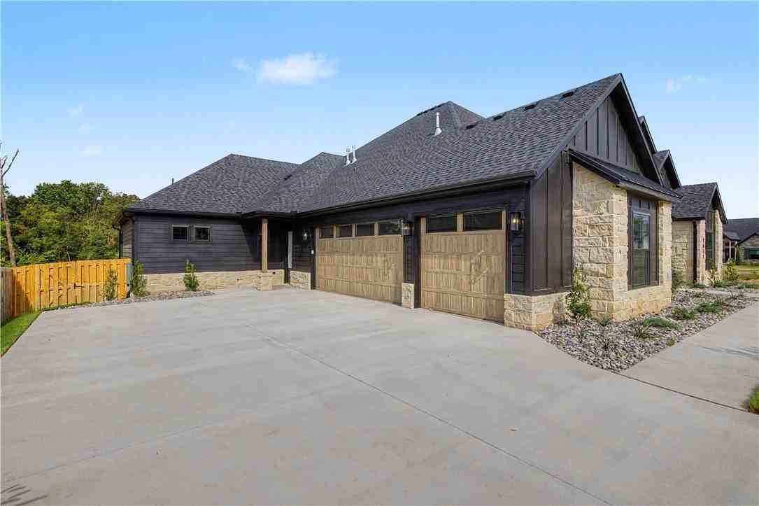 3611 Beaverhead Way - Photo 3 of 38