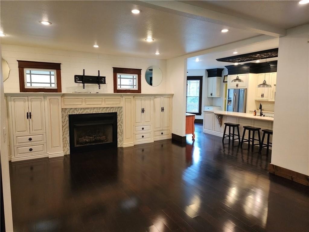523 S Clifford St - Photo 3 of 20