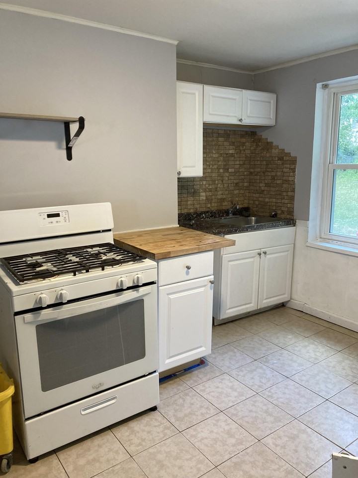 561-565 Congress Street - 2 Brunswick - Photo 4 of 15