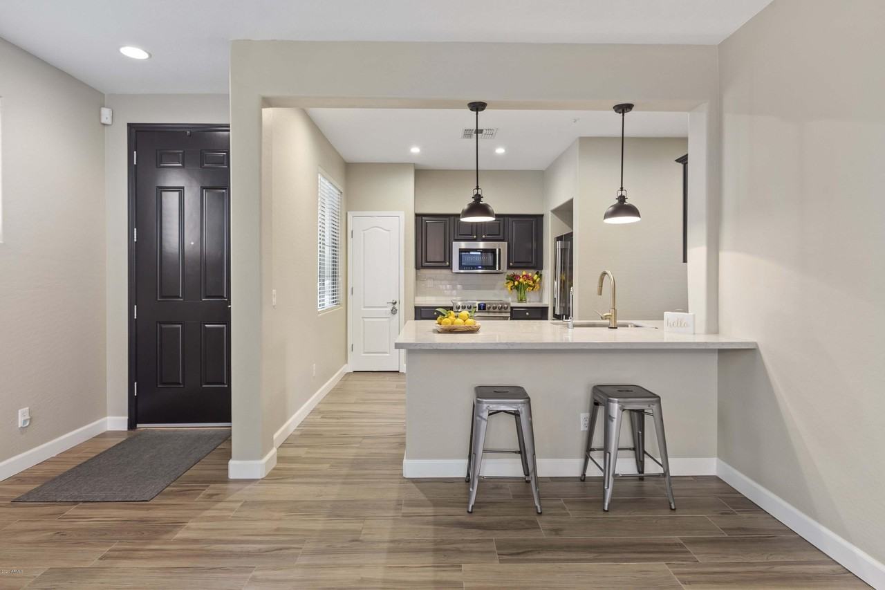 3854 E Flower St - Photo 5 of 20