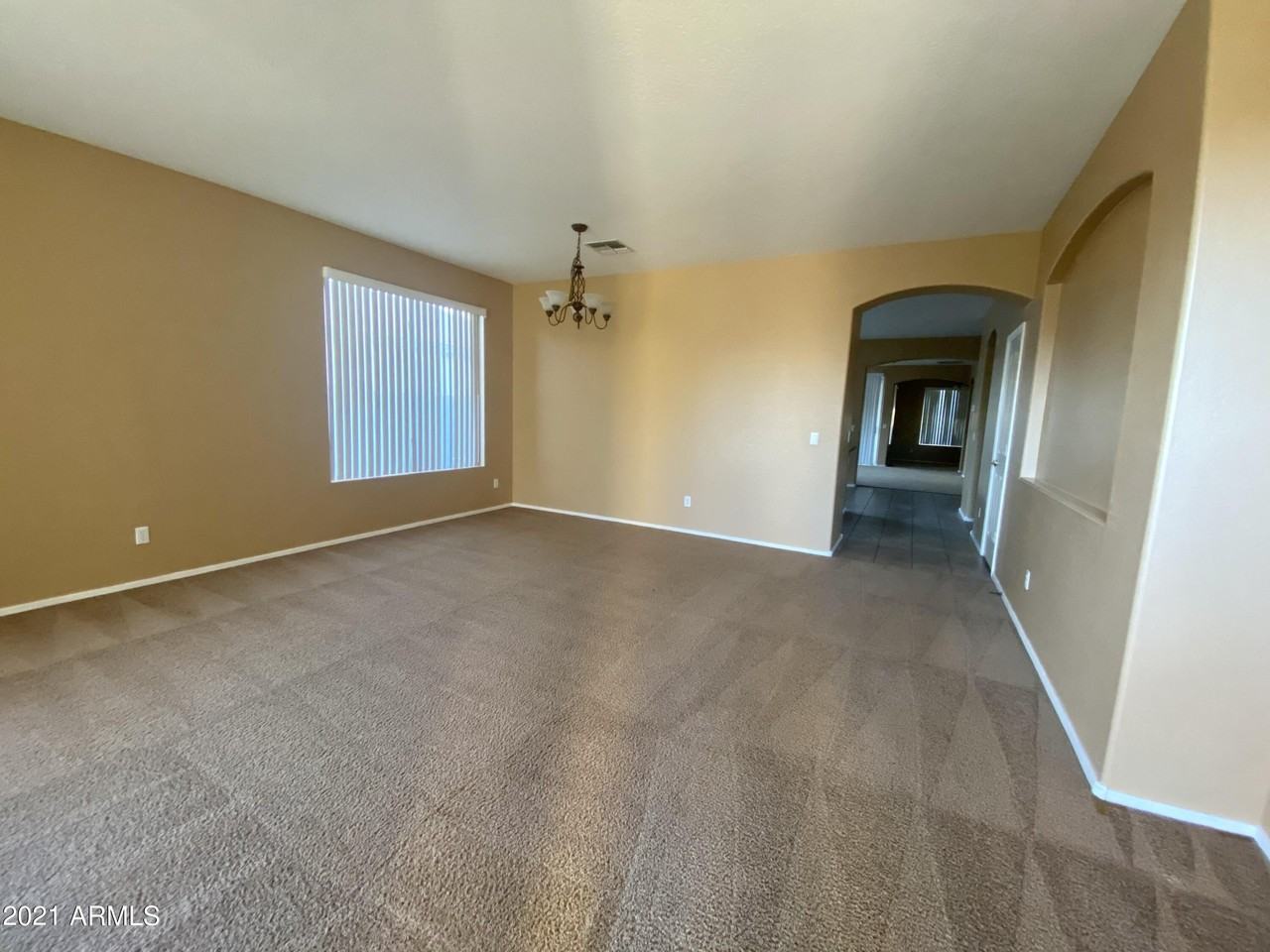 11610 W La Reata Ave - Photo 2 of 4