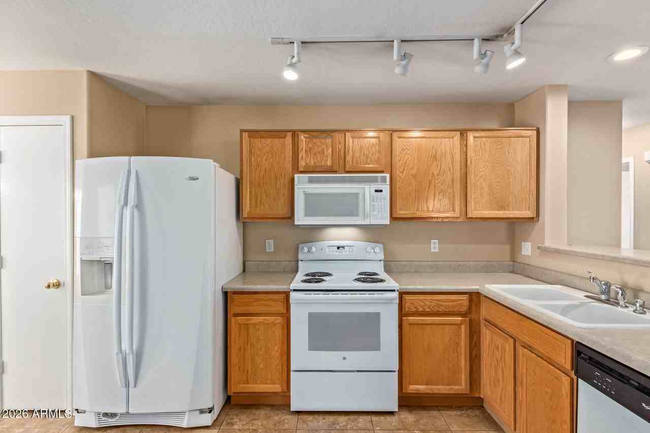 16222 W Boca Raton Rd - Photo 6 of 21