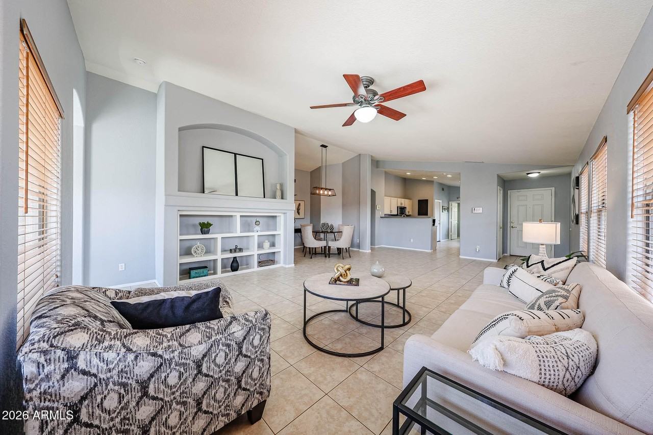 17505 W Ocotillo Ave - Photo 4 of 50