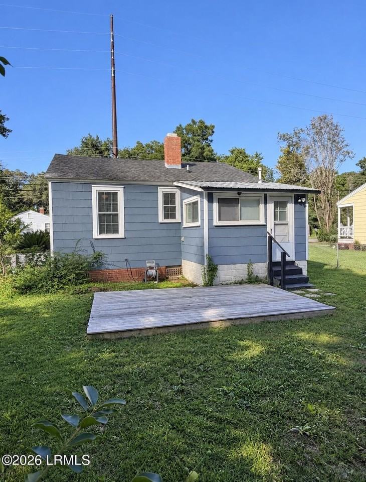 2708 North St - Photo 4 of 22