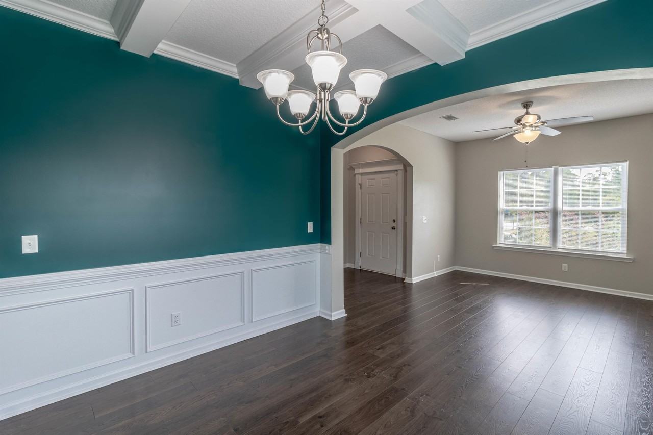 285 Owens St Ne #1 - Photo 4 of 33
