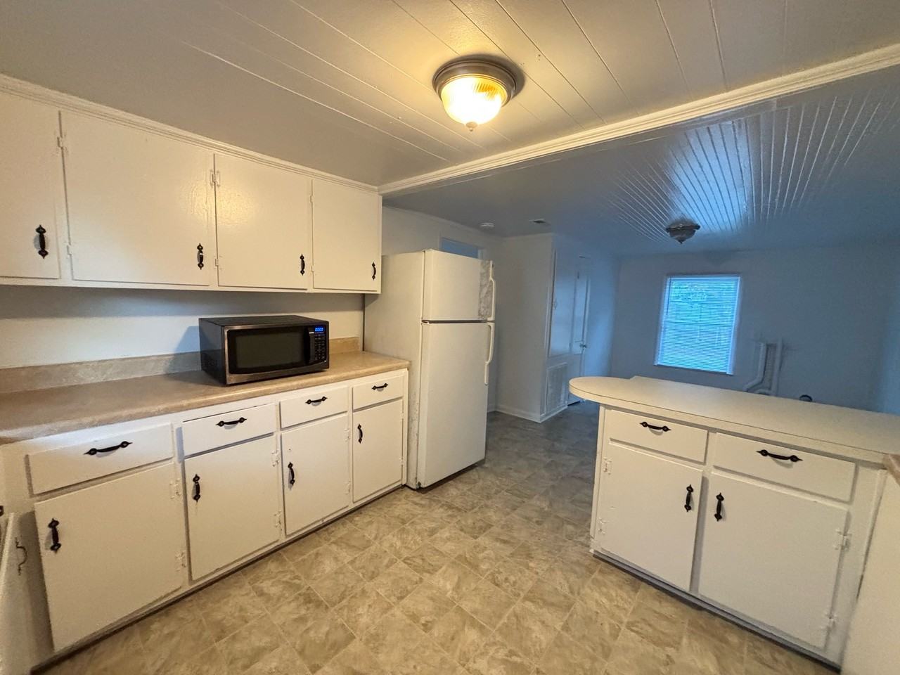 108 Pitt St #1 - Photo 5 of 14