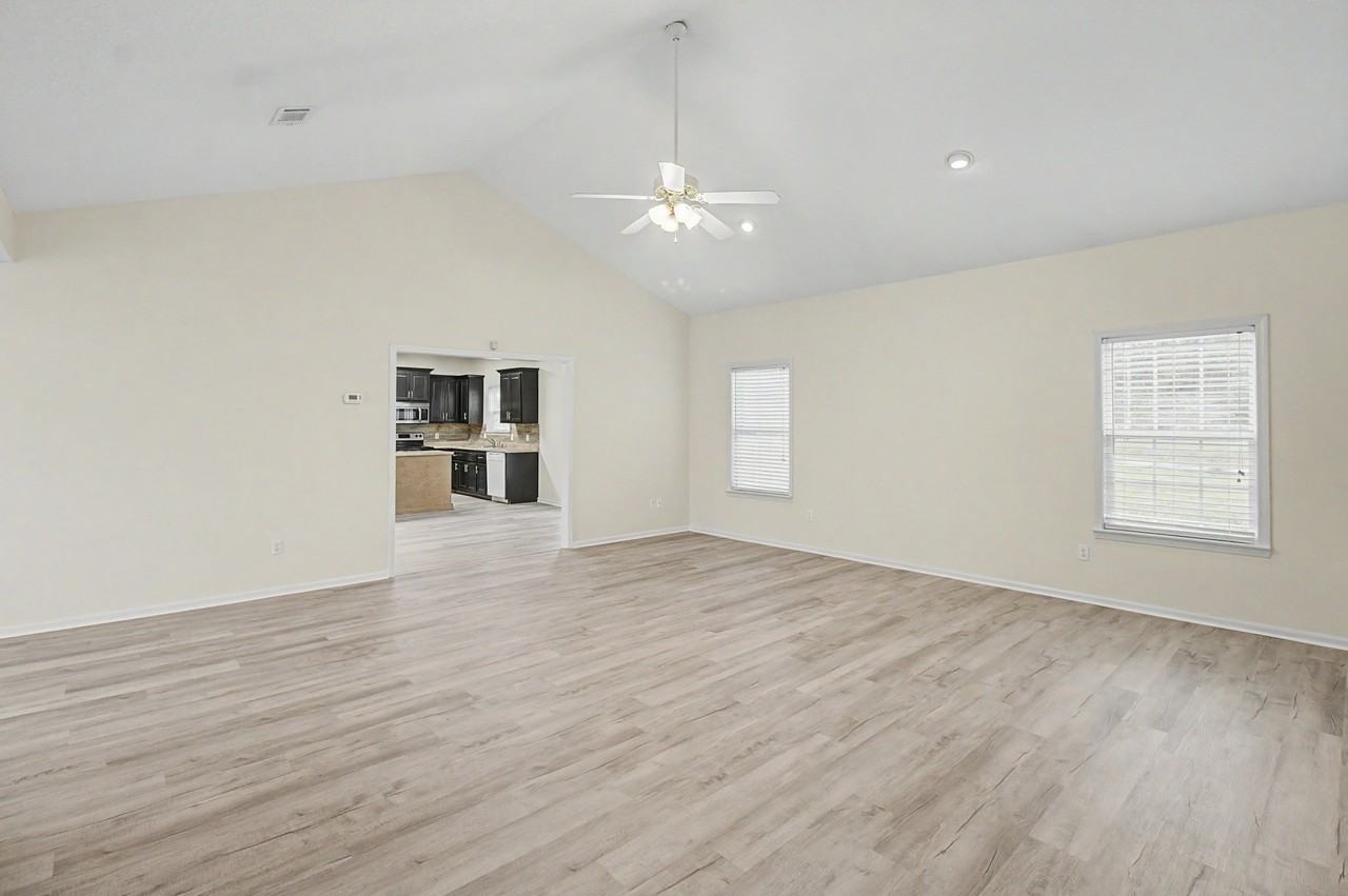 2013 Elim Church Rd Ne #1 - Photo 5 of 32