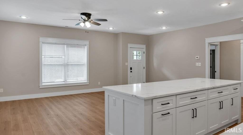 505 E 11th St - Photo 5 of 17