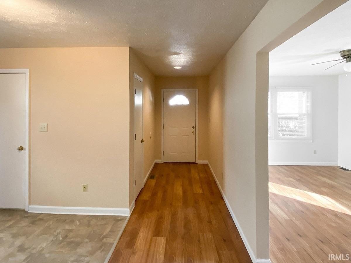 1416 S Palmer Ave - Photo 3 of 33