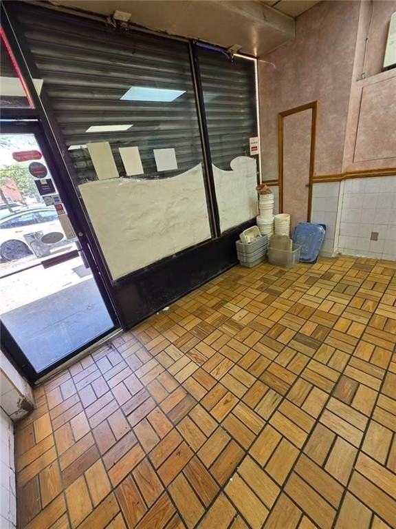 2807 Cropsey Ave - Photo 2 of 9