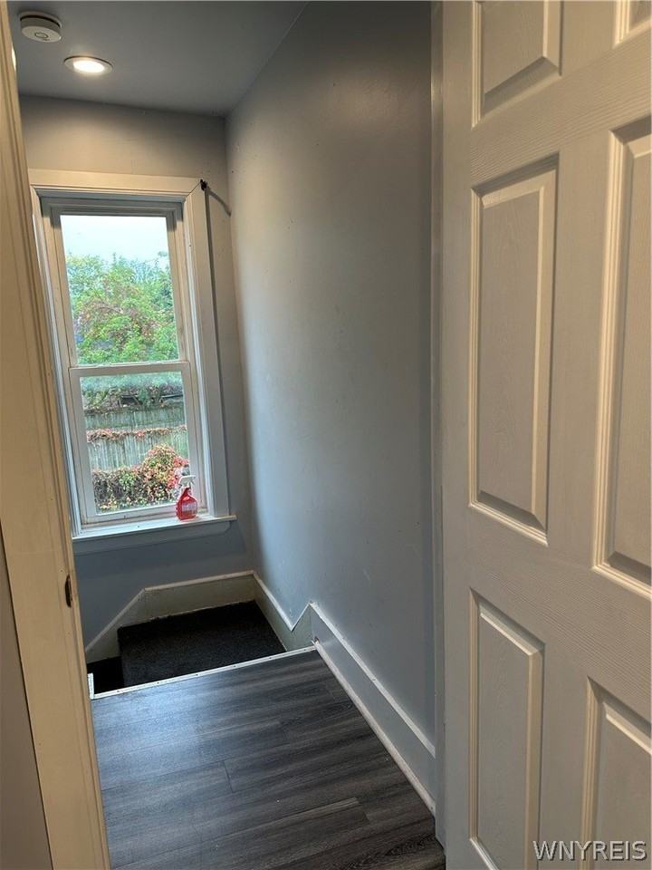 716 West Ave - Photo 2 of 20