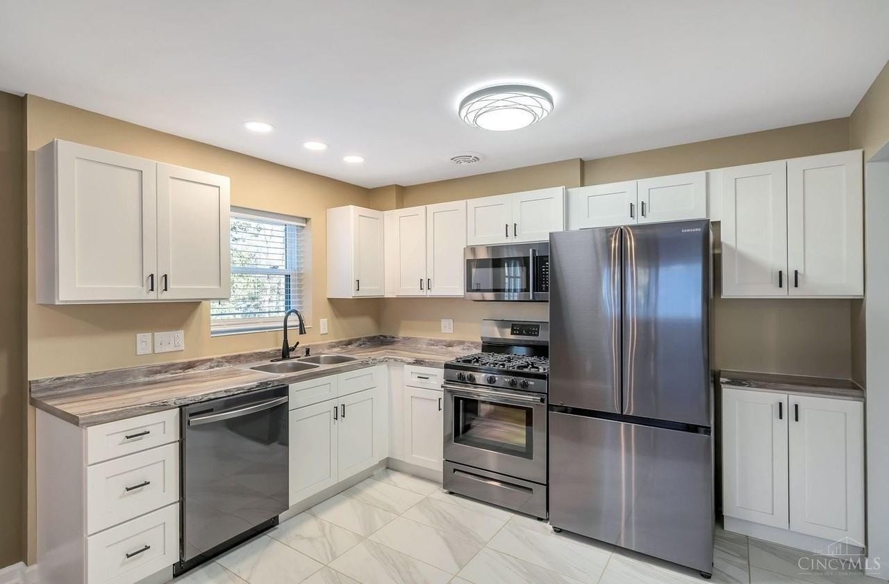 2886 Temple Ave #1 - Photo 5 of 22
