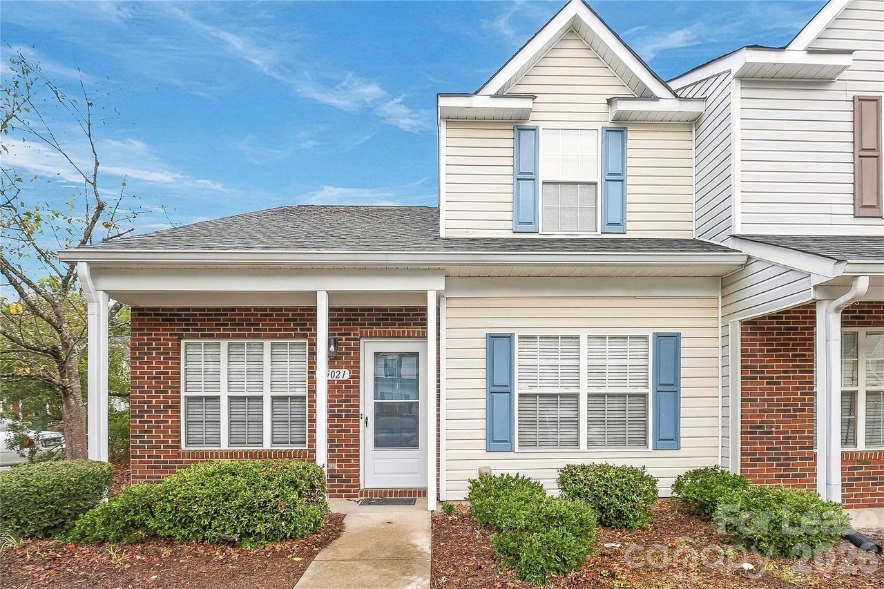 15021 Deshler Ct