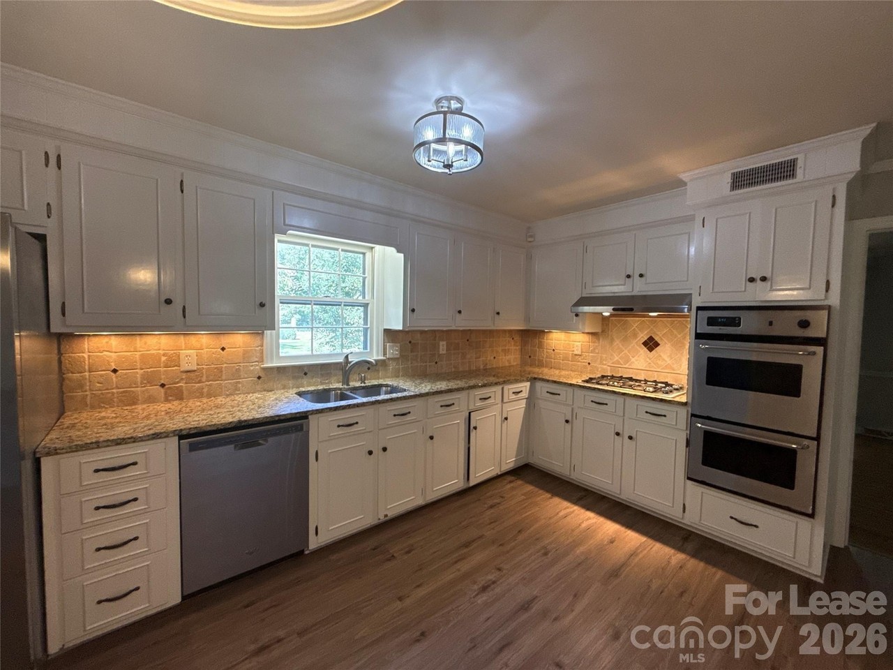 5900 Kirkpatrick Rd - Photo 5 of 22