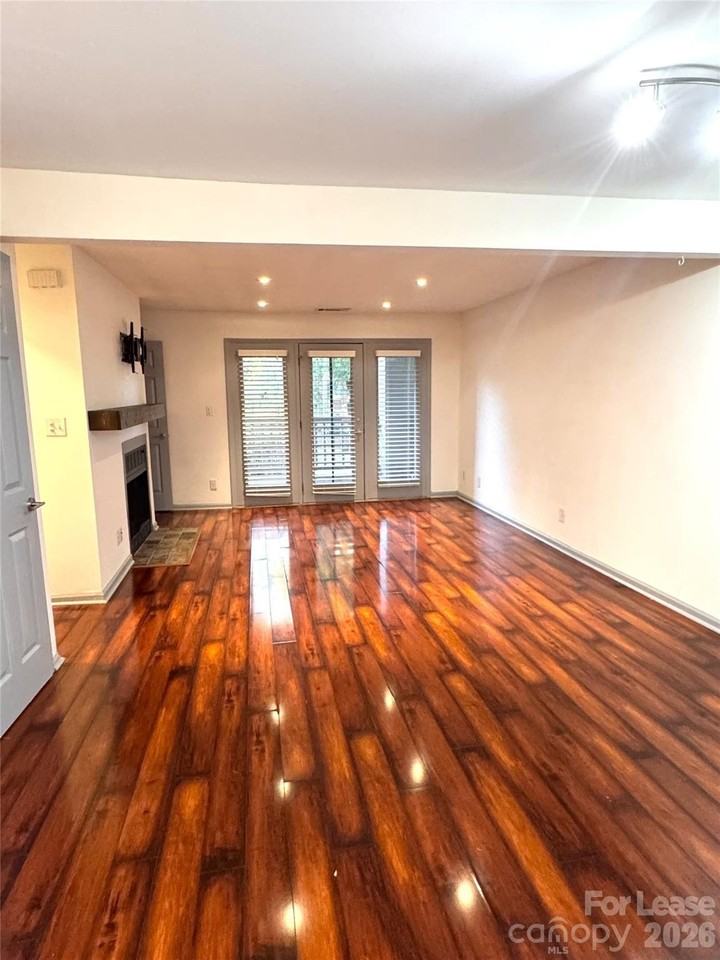 308 Queens Rd #26 - Photo 7 of 15