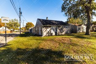 2200 S Vine St #1 - Photo 1 of 1