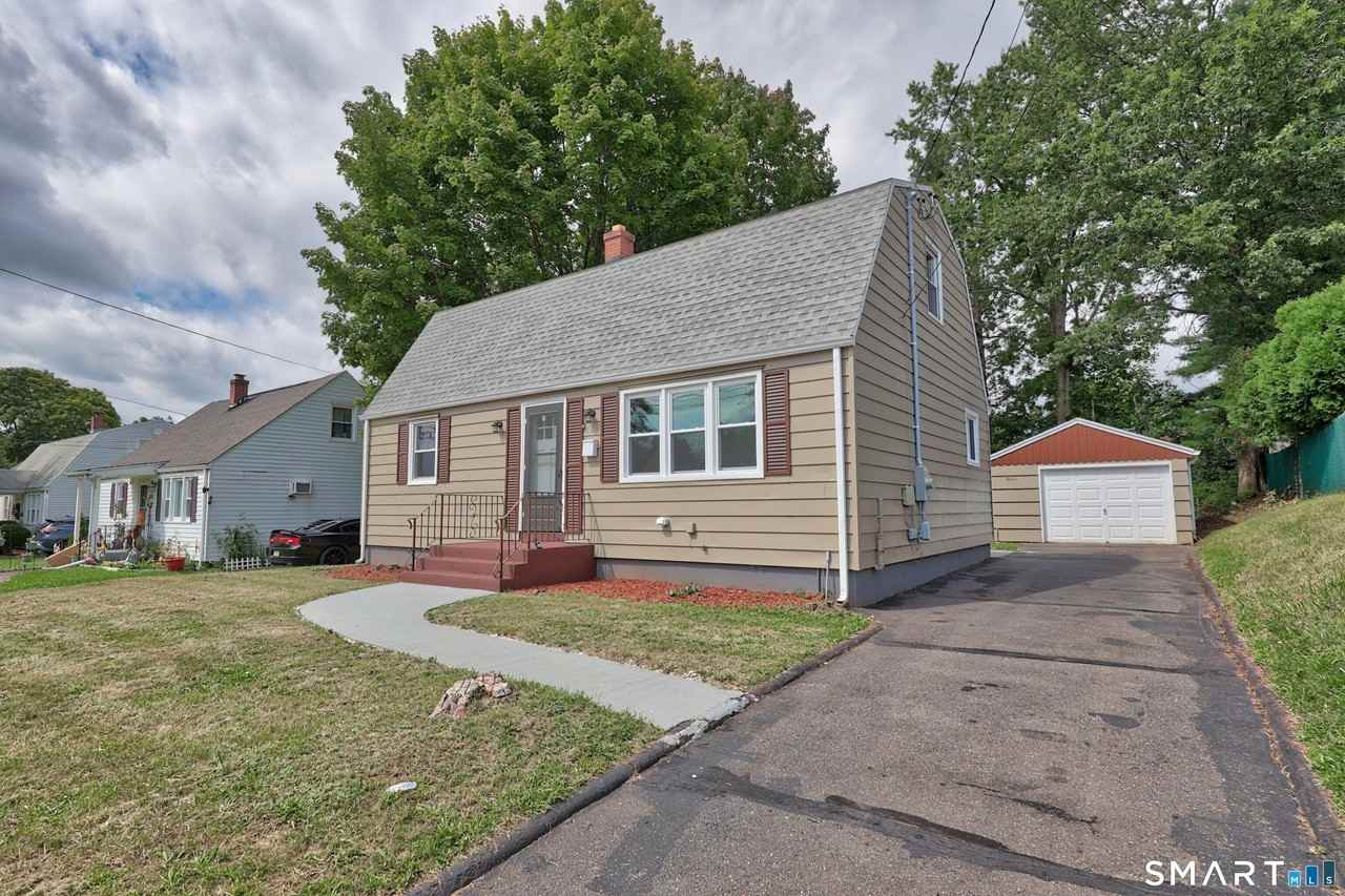 124 Mansfield Ave - Photo 2 of 30