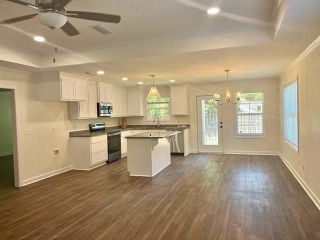 233 Veritas Dr - Photo 2 of 9