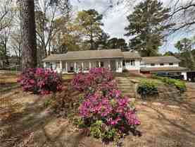 100 Twin Acres Dr Apt B #Apt B - Photo 1 of 1