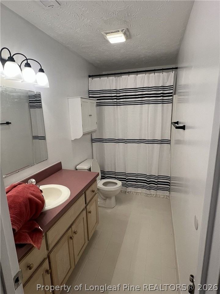 100 Twin Acres Dr Apt B - Photo 6 of 7