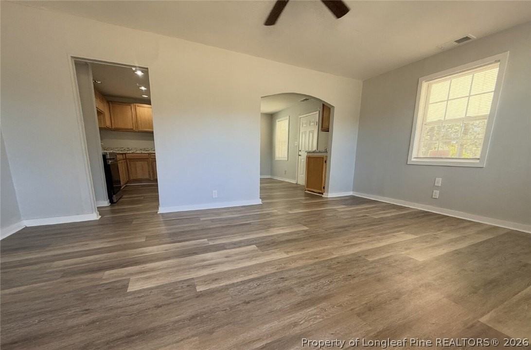 1139 Charmain St - Photo 3 of 15