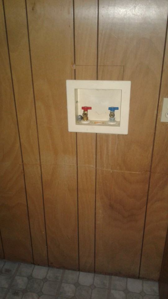 525 S Newton Ave #1 - Photo 6 of 7