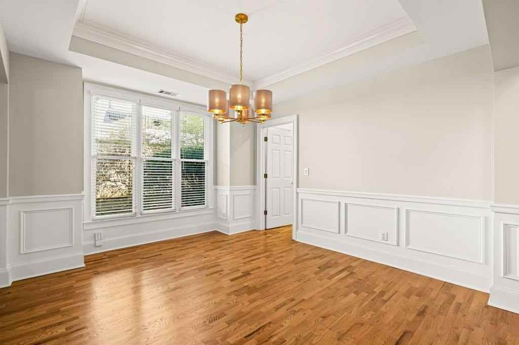 4595 Windsor Gate Ct - Photo 7 of 42