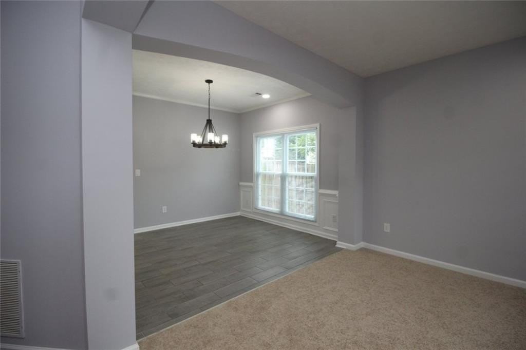 620 Clairidge Ln - Photo 5 of 33