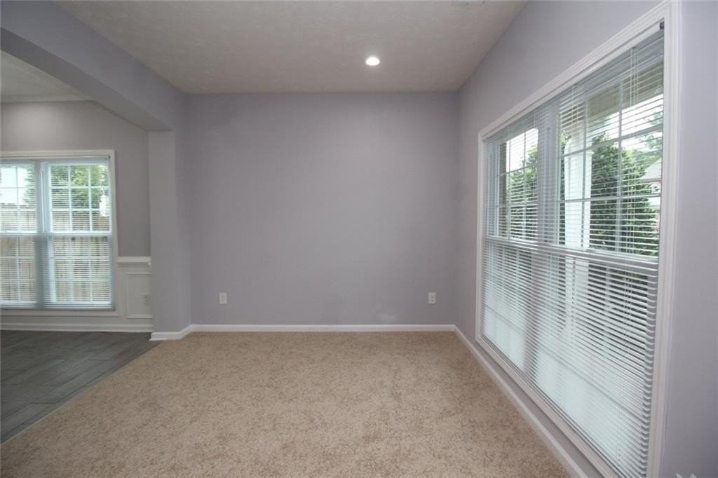 620 Clairidge Ln - Photo 6 of 33