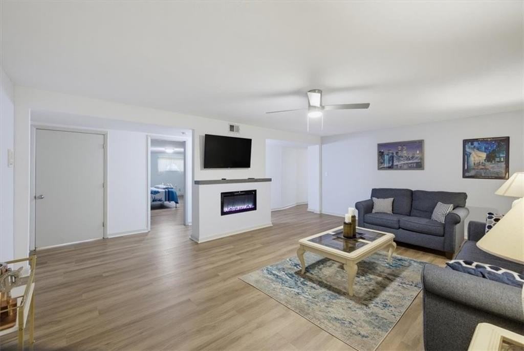 2451 Old Salem Cir Se - Photo 4 of 30