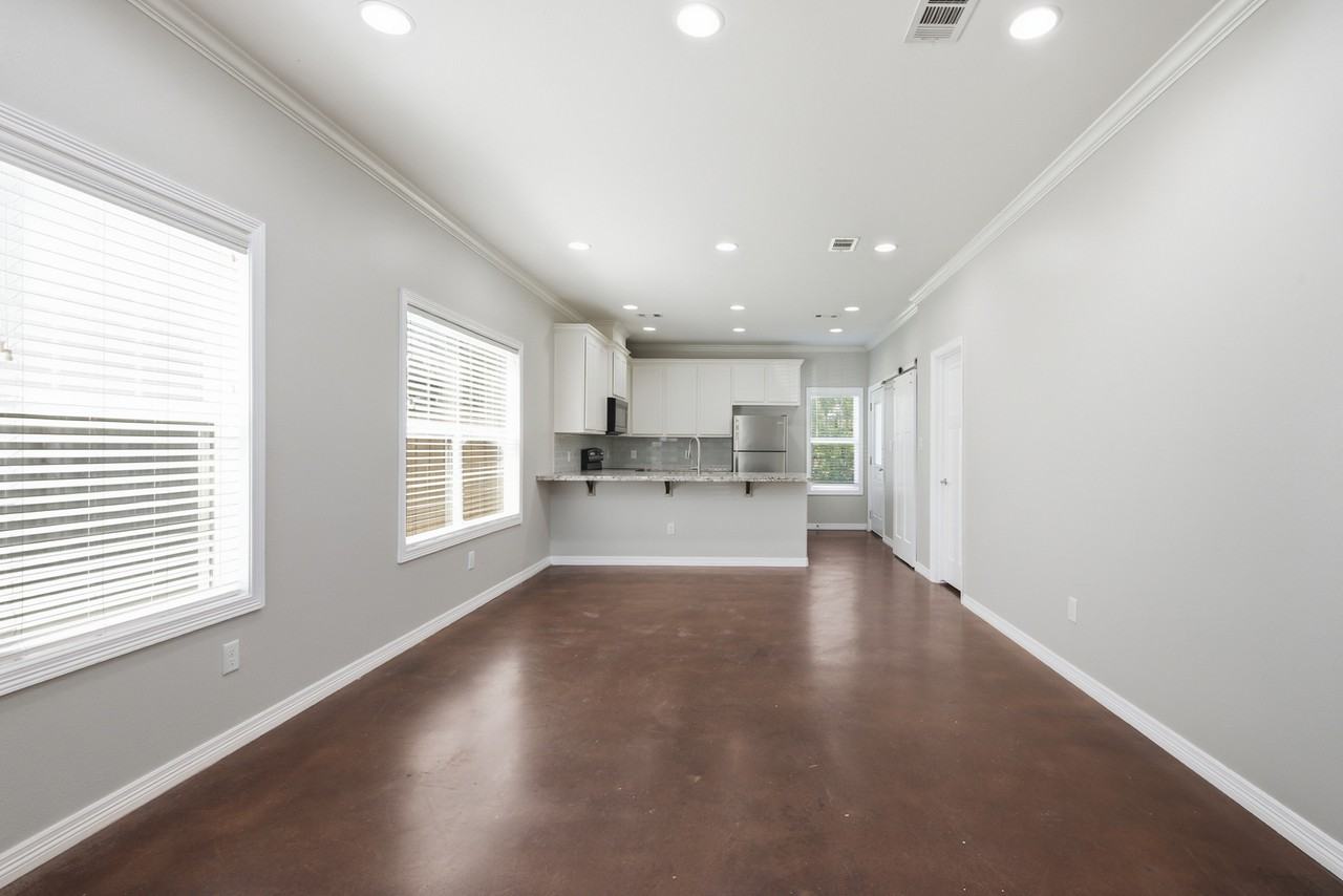 515 Olive St #1 - Photo 4 of 21