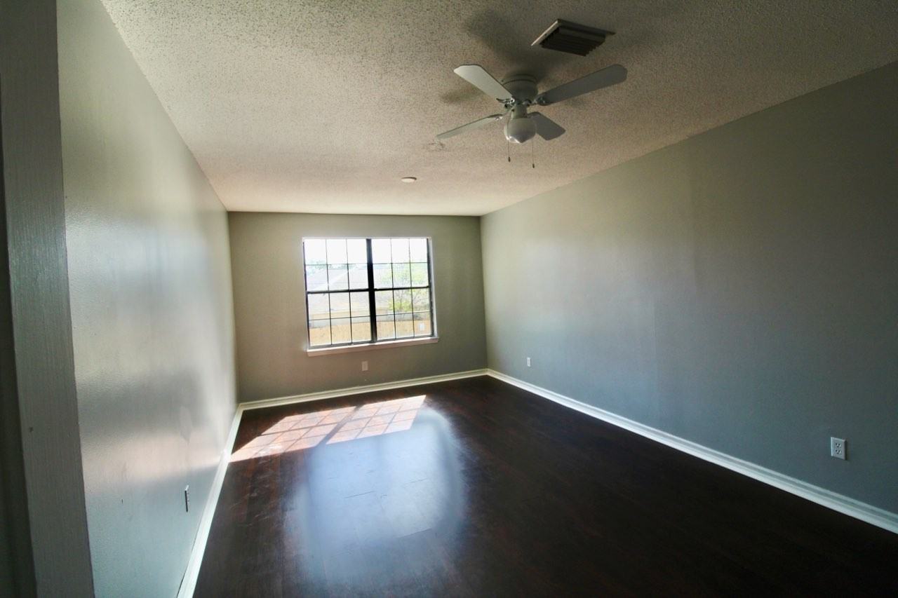 104 4th Ave #1 - Photo 7 of 15