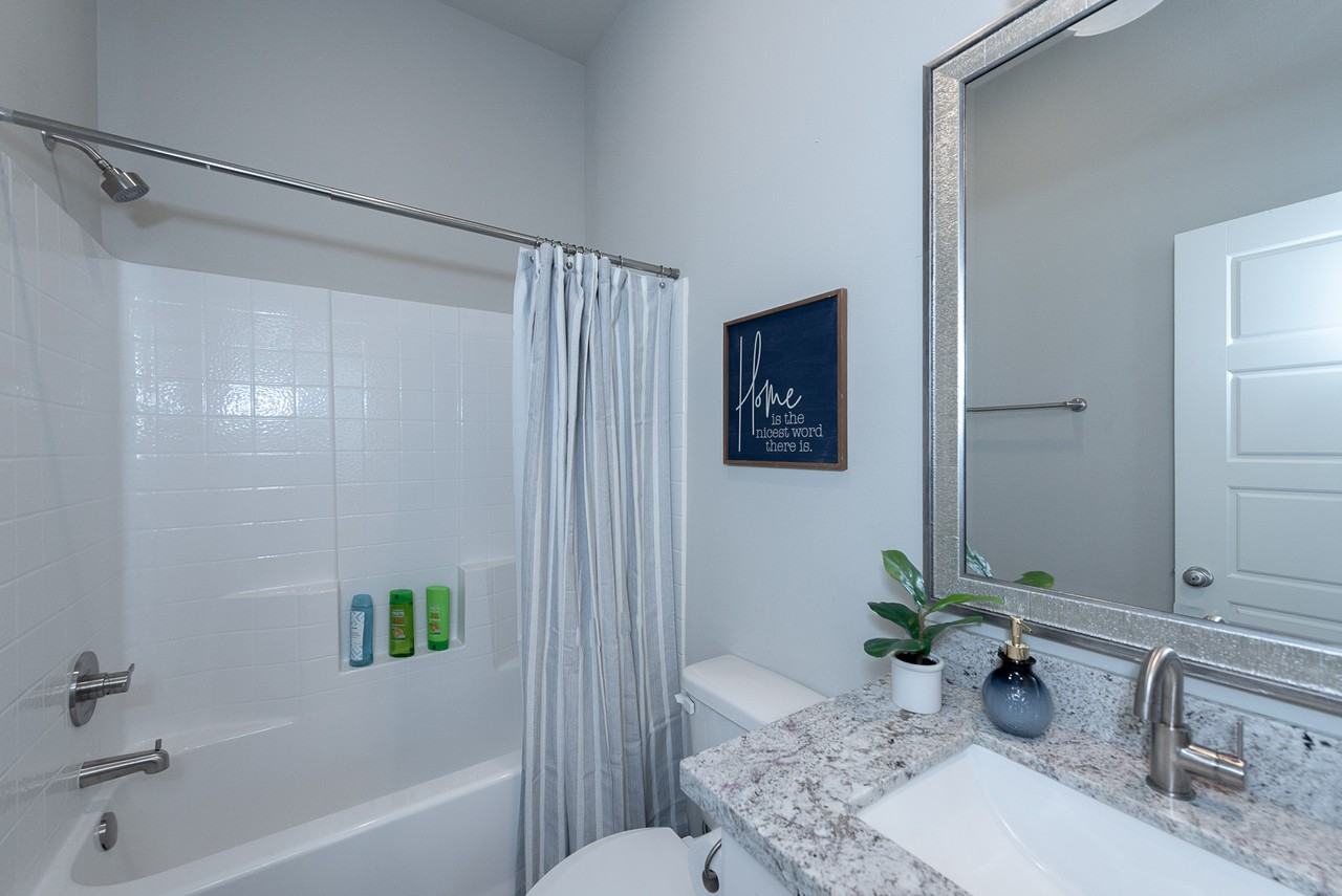 4103 Oaklawn St - Photo 6 of 14