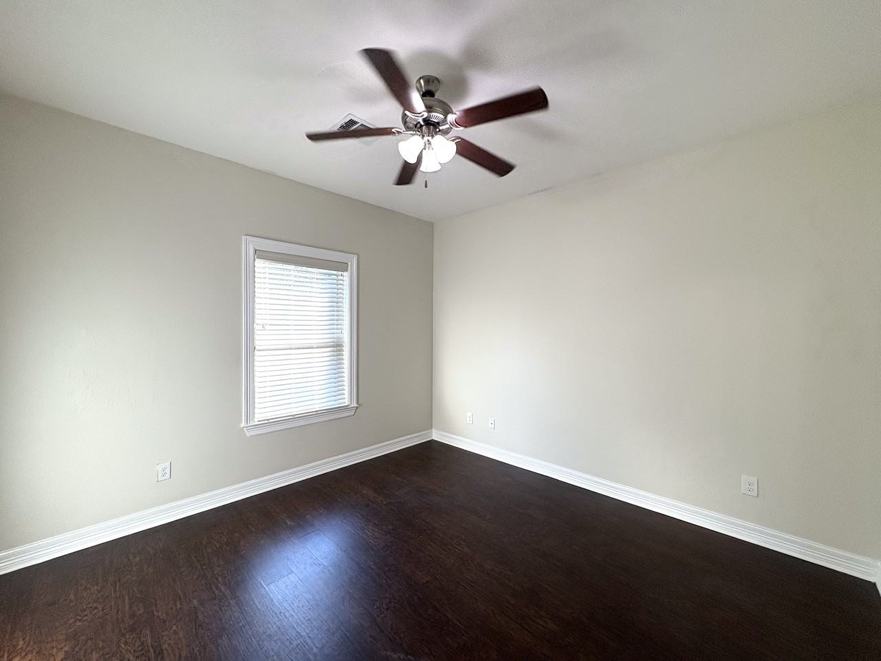4332 Culpepper Dr #1 - Photo 5 of 16